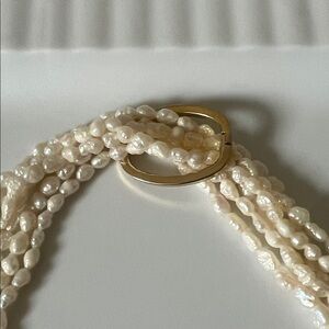 Elegant Pearl Beaded Necklace with Gold Clasp